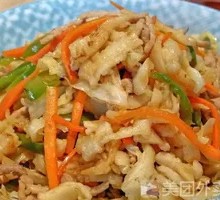 Stir-Fried Noodles with Shredded Pork