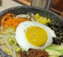 Stone Pot Rice Bowl