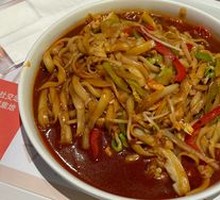 Stir-Fried Pork with Green Pepper Noodles