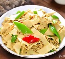 Spicy Pepper and Dried Tofu