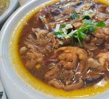 Braised Chicken with Mushroom and Vermicelli in Clay Pot