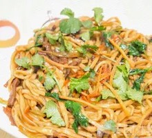 香辣肉丝炒面