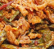 Stir-Fried Beef with Dried Chilies