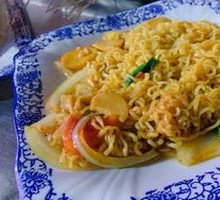 Stir-Fried Instant Noodles