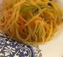 炝拌酸辣土豆丝