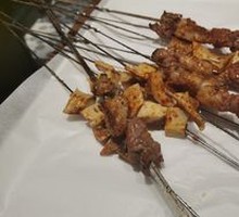 Pork Tendon and Skin Dish