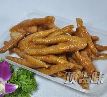 Braised Chicken Feet in Abalone Sauce