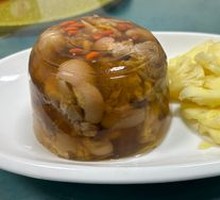 Pineapple Chilled Pig's Trotter