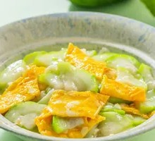 Apple Loofah Stir-Fry with Eggs