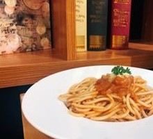 Classic Italian Meat Sauce Pasta