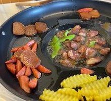Stir-Fried Potatoes with Pork