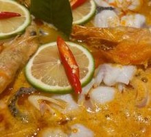 Tom Yum Fish Pot
