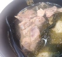 Pork Rib and Kelp Stew