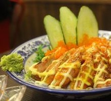 Crimson Flame Emperor Crab Leg Six-Flavor Hand-Pressed Sushi