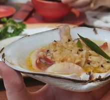 Grilled Live Scallops