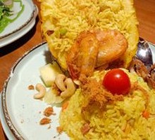 Pineapple Seafood Fried Rice