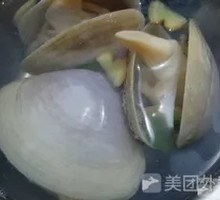 Stewed Sea Clams