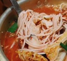 Sauce-Flavored Fish Fillet Noodles