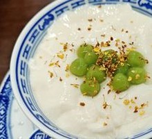 Green Rice Ball Ice Tofu Pudding