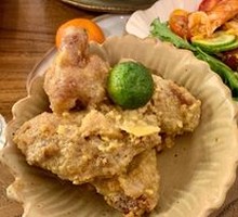 Golden Rock Wings