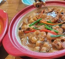 Signature Braised Eel in Clay Pot