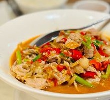 Fragrant Chili Pork Stir-fry