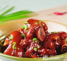 Braised Pig's Feet