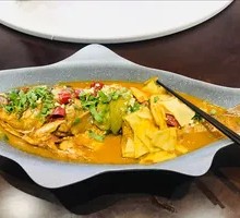 Stewed Fish in Iron Pot