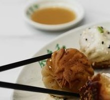 Classic Tribute Pan-Fried Dumplings