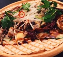 Beijing Roast Duck with Pancakes
