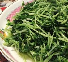 Chicken Oil Stir-fried Bean Sprouts