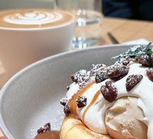 Amber Almond Banana Pancake