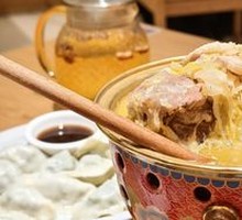 Braised Pork Bones with Sour Cabbage