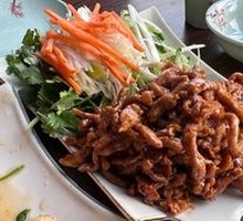 Beijing-style shredded pork in thick sauce (no tofu skin)