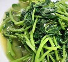 Stir-Fried Sweet Potato Leaves with Garlic