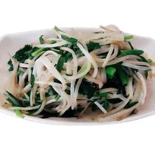 Leek and Mung Bean Sprout Stir-fry