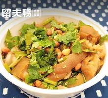 Spicy Braised Pig Trotters
