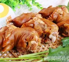 Spicy Pork Trotters