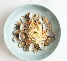 Garlic Seafood Pasta