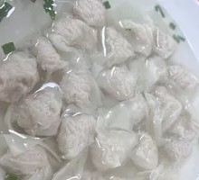 Large Bowl of Small Wontons (23 Pieces)