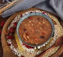 Eight Treasure Porridge with Whole Grains