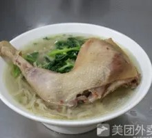 Chicken Leg and Vermicelli Soup