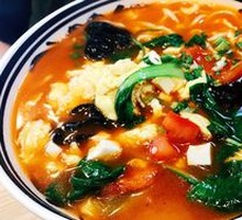Tomato and Egg Noodle Soup