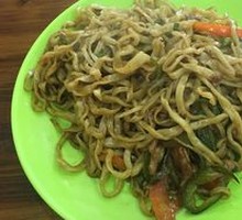 Stir-Fried Pork with Green Pepper Noodles