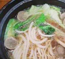 肥牛金针菇米线