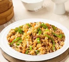 青椒牛肉炒饭
