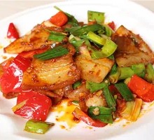 Spicy Pork Stir-fry Rice Bowl