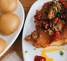 Crispy Pork Knuckle