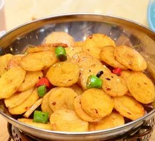 Spicy Potatoes in Dry Pot