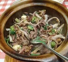 Stir-fried Yellow Beef